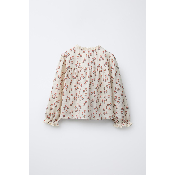 РУБАШКА С ЦВЕТАМИ И КРУЖЕВОМ