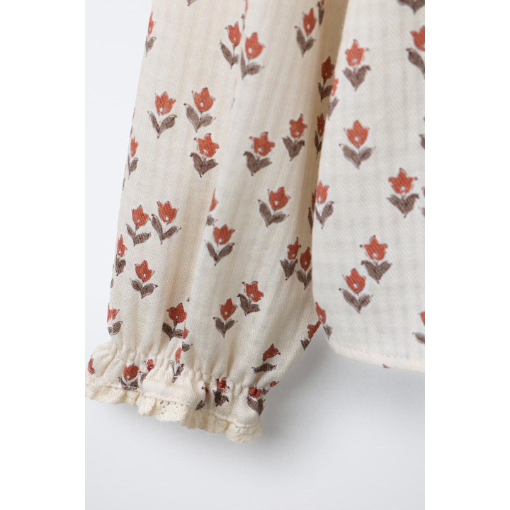 РУБАШКА С ЦВЕТАМИ И КРУЖЕВОМ