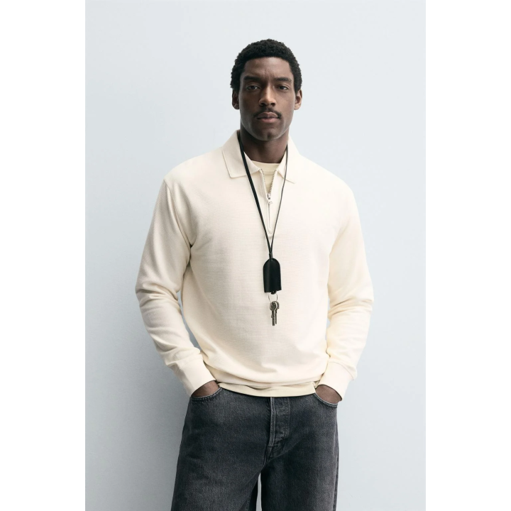 ПОЛО СТРУКТУРНОЕ НА МОЛНИИ