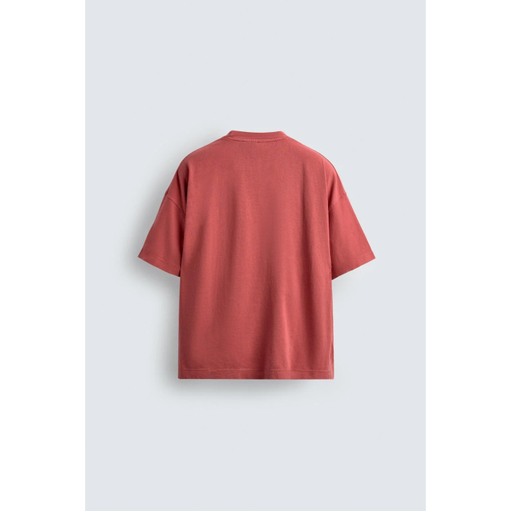 ФУТБОЛКА BOXY FIT С ЭФФЕКТОМ ПОТЕРТОСТИ ИЗ ЛЕГКОЙ ТКАНИ