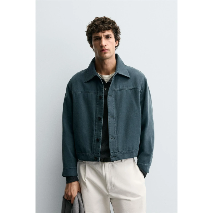 УКОРОЧЕННАЯ КУРТКА С ЭФФЕКТОМ ПОТЕРТОСТИ