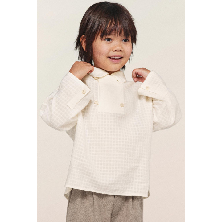 Рубашка с текстурой и завязками