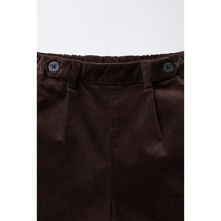 Бермуды из велюра с ламелями