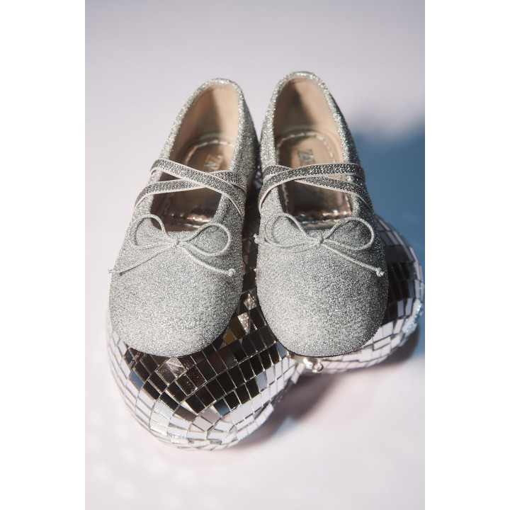 СЕРЕБРИСТЫЕ БАЛЕТКИ ДЛЯ ВЕЧЕРИНОК