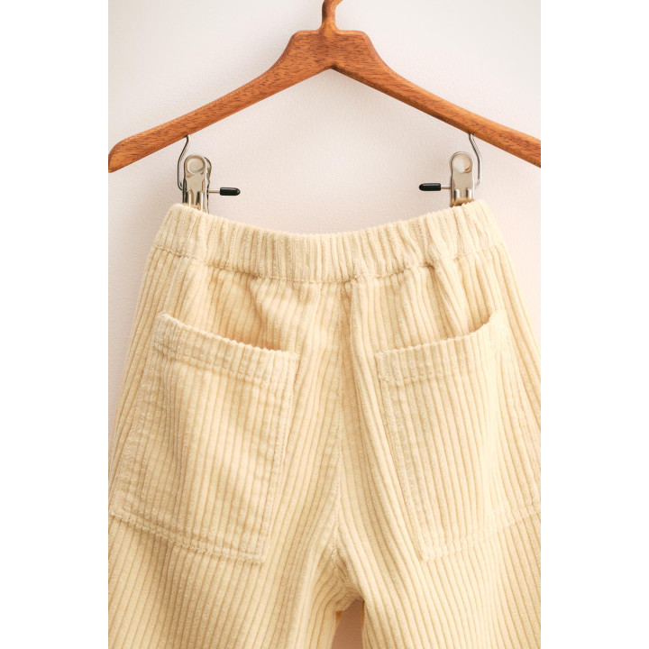 Брюки из вельвета с широкими штанинами