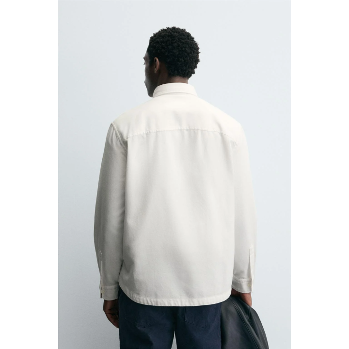 РУБАШКА ИЗ РЕЛЬЕФНОЙ ТКАНИ С КАРМАНОМ