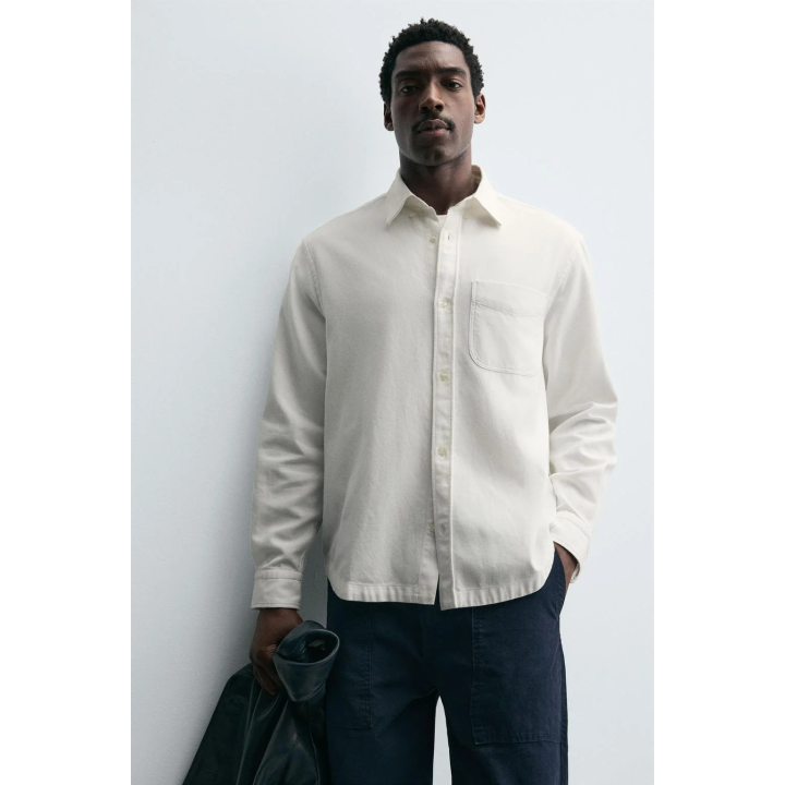 РУБАШКА ИЗ РЕЛЬЕФНОЙ ТКАНИ С КАРМАНОМ