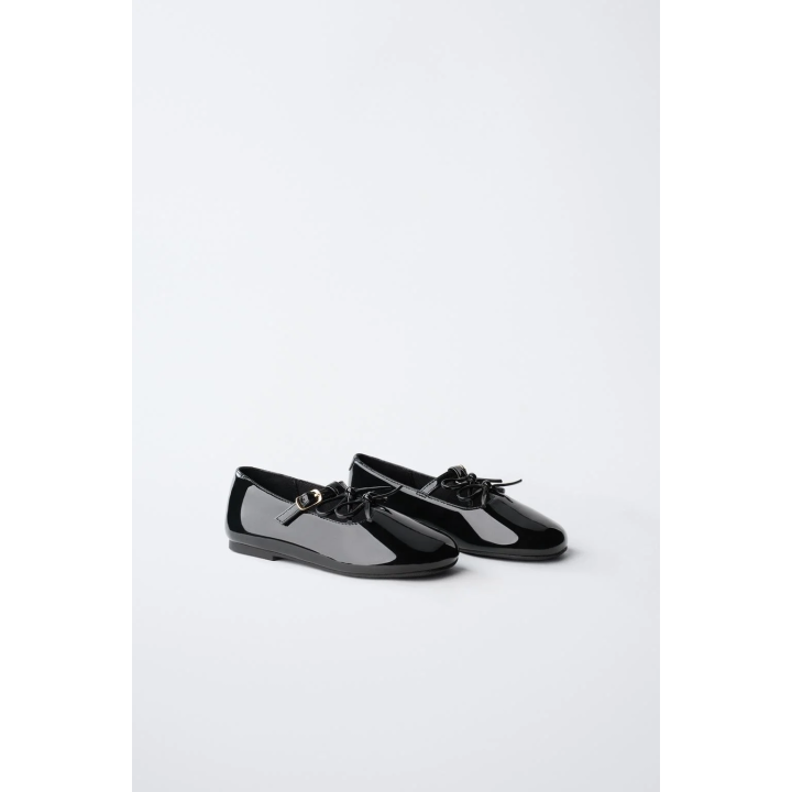 БАЛЕТКИ ЛАКИРОВАННЫЕ С БАНТАМИ