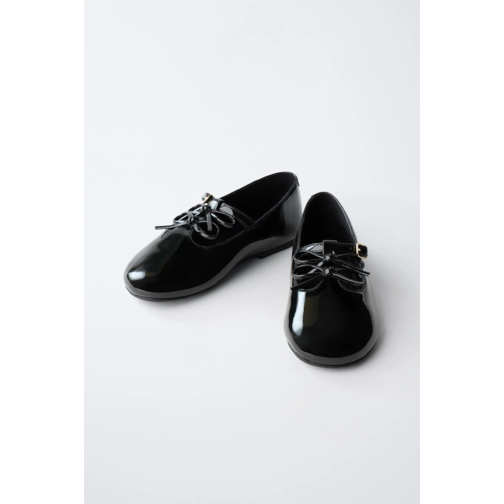 БАЛЕТКИ ЛАКИРОВАННЫЕ С БАНТАМИ