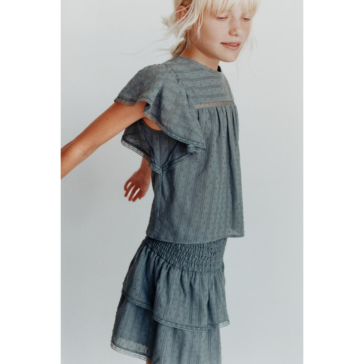 Юбка-шорты с оборками и кружевными вставками