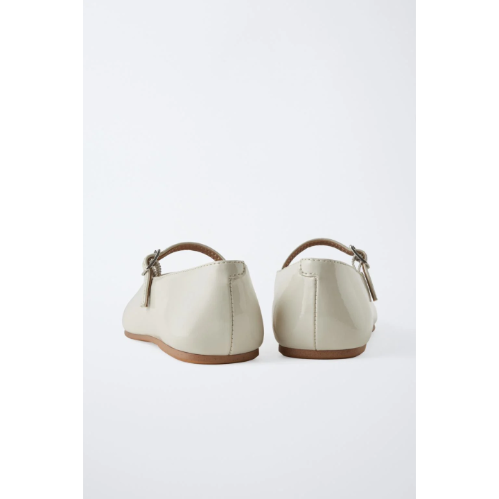 Лаковые балетки