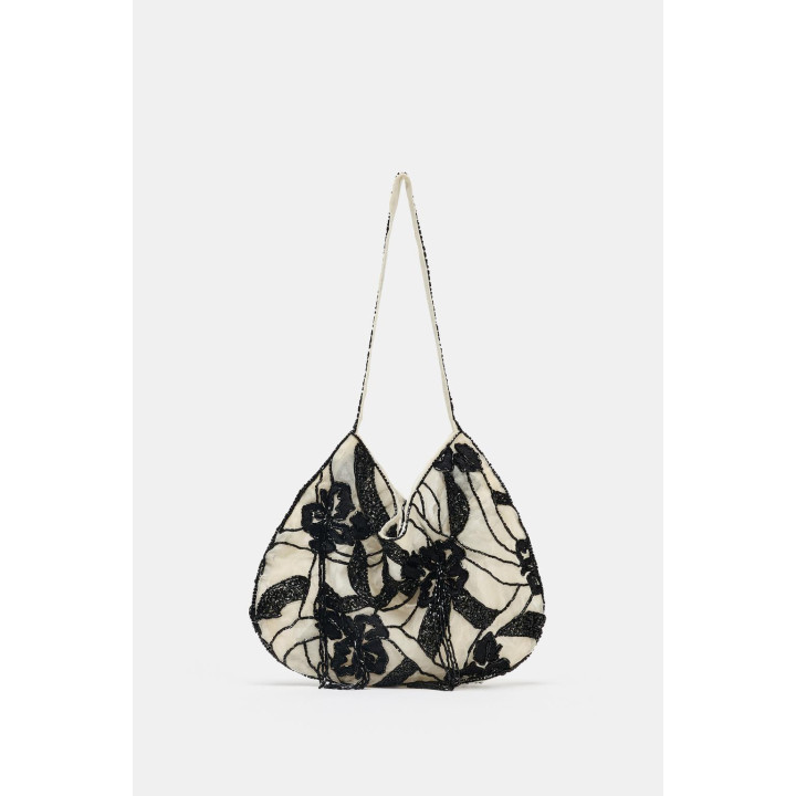 Сумка из сетчатой ткани с бисерными украшениями