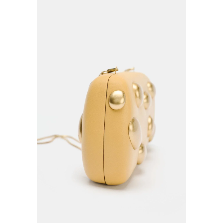 КЛАТЧ С МЕТАЛЛИЧЕСКИМИ АППЛИКАЦИЯМИ