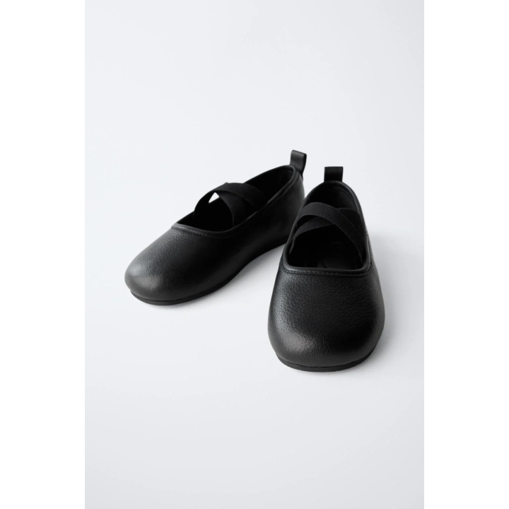 Кожаные школьные балетки