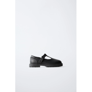 Кожаные школьные туфли