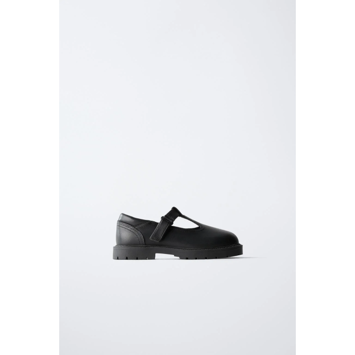 Кожаные школьные туфли