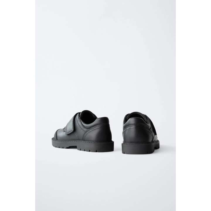 Кожаные школьные туфли