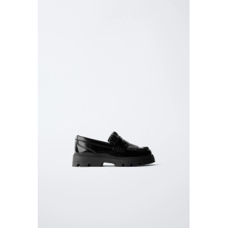 ЛОФЕРЫ С ДЕТАЛЯМИ