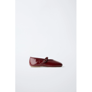 ЛАКИРОВАННЫЕ БАЛЕТКИ