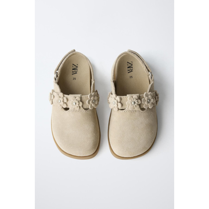 КОЖАНЫЕ САБО С ЦВЕТАМИ