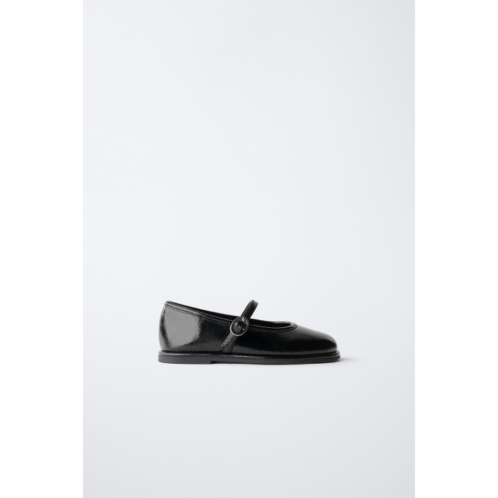 ЛАКИРОВАННЫЕ БАЛЕТКИ