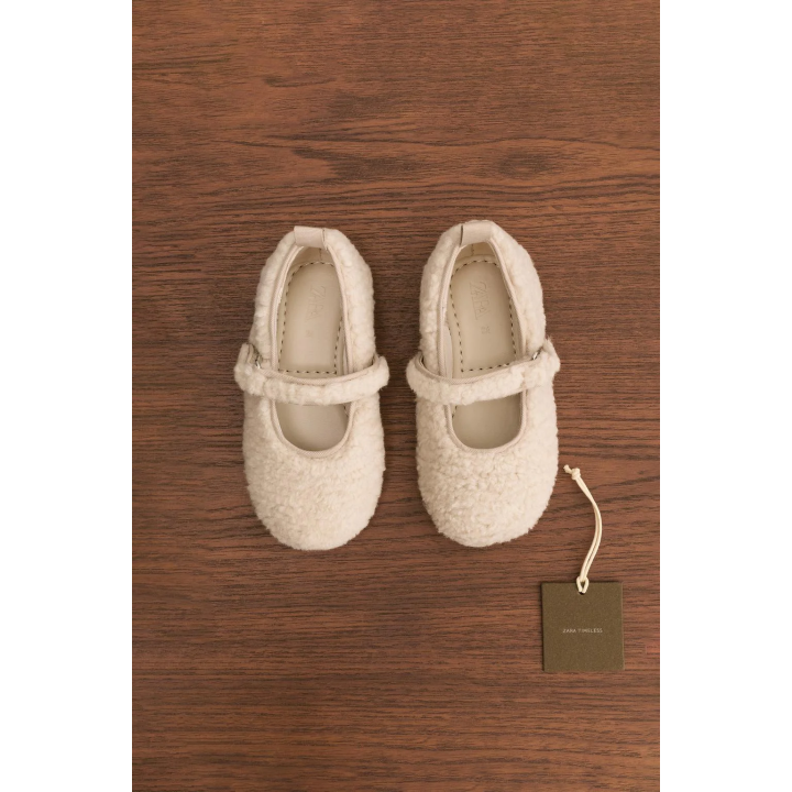 БАЛЕТКИ ИЗ ИСКУССТВЕННОГО МЕХА