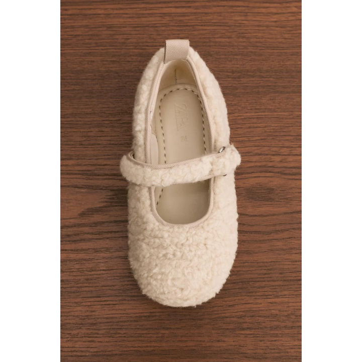 БАЛЕТКИ ИЗ ИСКУССТВЕННОГО МЕХА