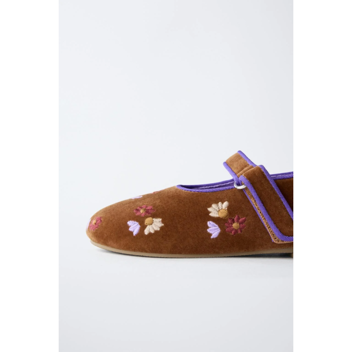 БАЛЕТКИ С ВЫШИВКОЙ