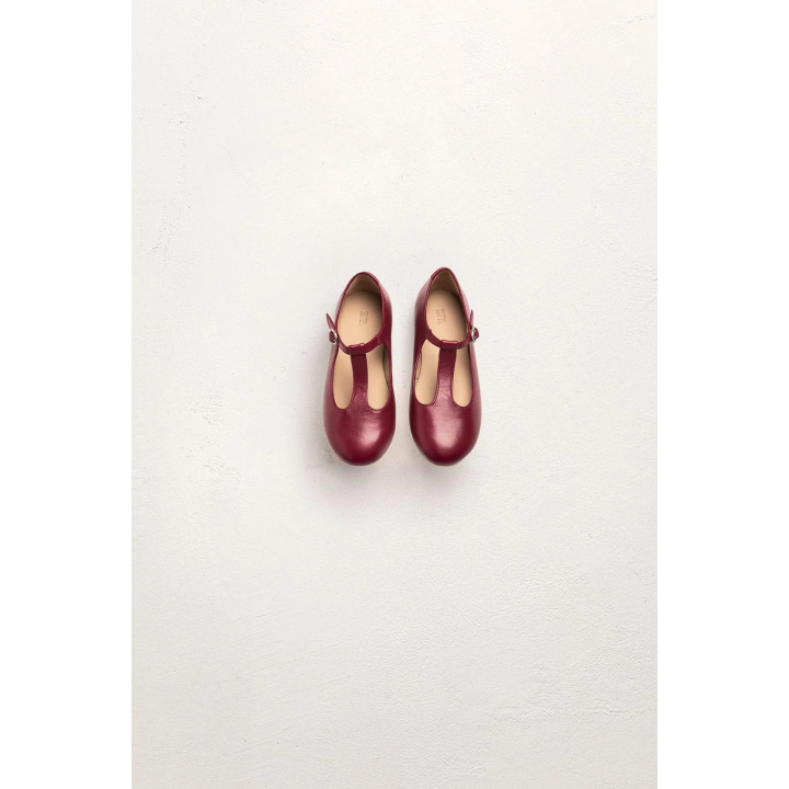 Туфли-балетки на t-образной застежке limited edition из кожи