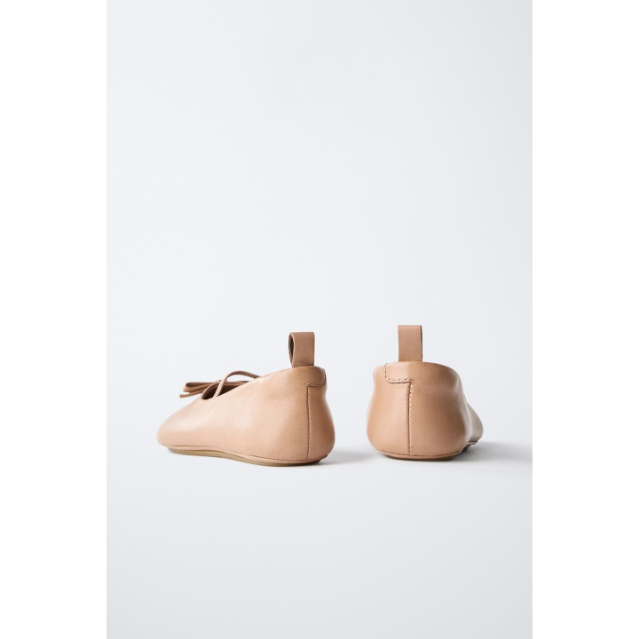 Балетки из ограниченной коллекции из натуральной кожи