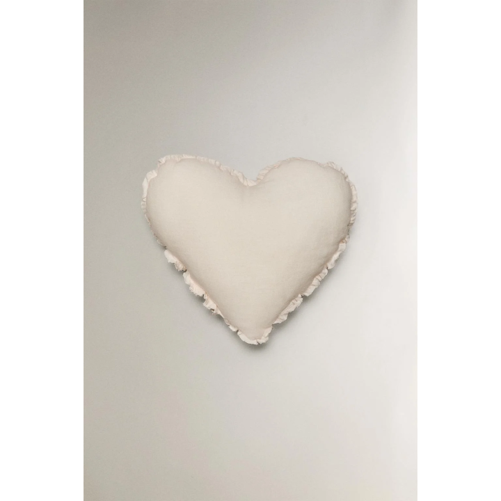 CHILDREN’S HEART CUSHION