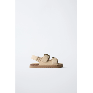 КОЖАНЫЕ САНДАЛИИ С ПРЯЖКАМИ