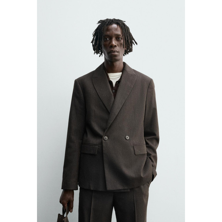 ДВУБОРТНЫЙ БЛЕЙЗЕР ИЗ ШЕРСТИ