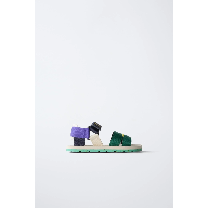 ТЕХНОЛОГИЧНЫЕ ЦВЕТНЫЕ САНДАЛИИ