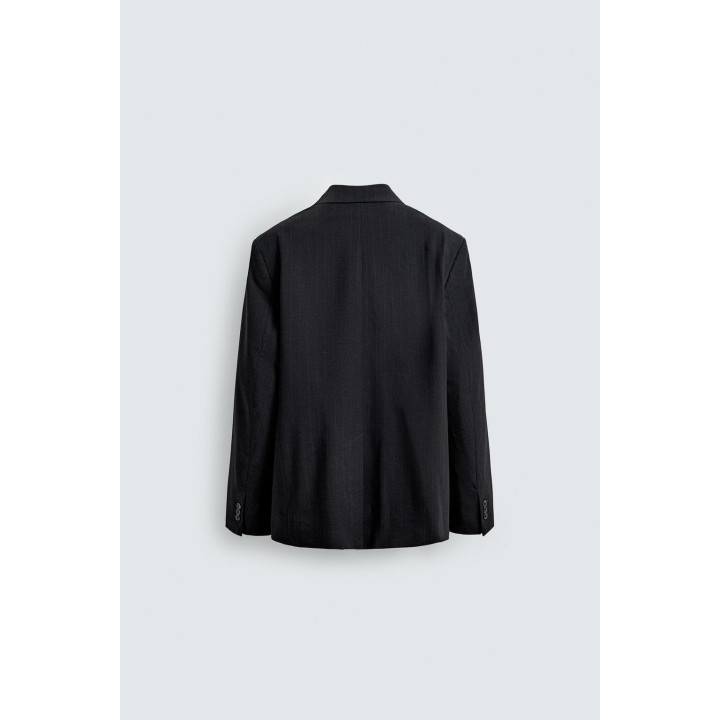 ДВУБОРТНЫЙ КОСТЮМНЫЙ БЛЕЙЗЕР В ТОНКУЮ ПОЛОСКУ