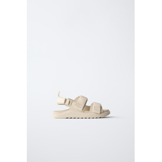 САНДАЛИИ С РЕМЕШКАМИ