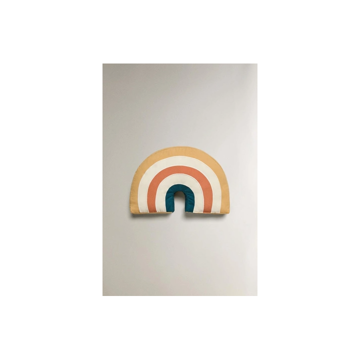 CHILDREN'S RAINBOW CUSHION