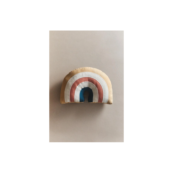 CHILDREN'S RAINBOW CUSHION