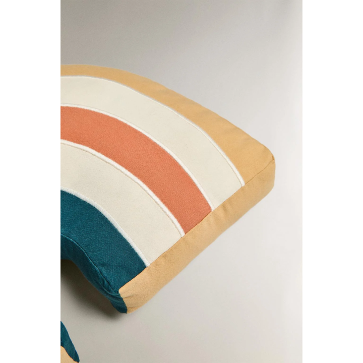 CHILDREN'S RAINBOW CUSHION