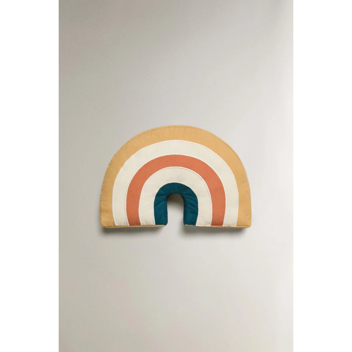 CHILDREN'S RAINBOW CUSHION
