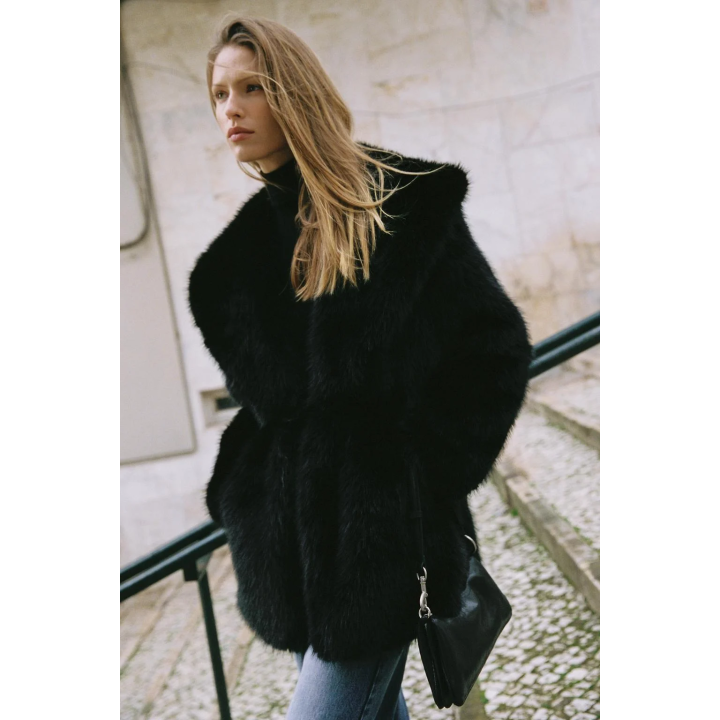 УДЛИНЕННАЯ СУМКА ЧЕРЕЗ ПЛЕЧО