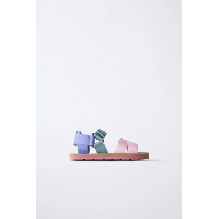 ТЕХНОЛОГИЧНЫЕ ЦВЕТНЫЕ САНДАЛИИ