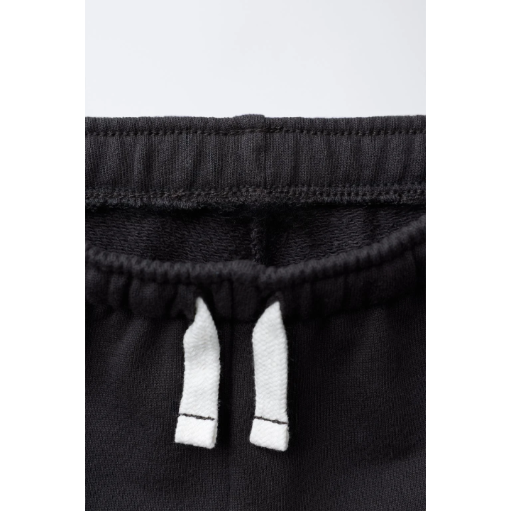 ШОРТЫ-БЕРМУДЫ С ПРИНТОМ «ЛИГА СПРАВЕДЛИВОСТИ» © & ™ DC COMICS