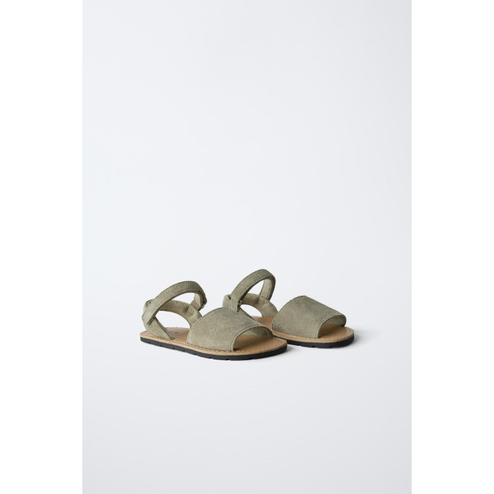 КОЖАНЫЕ САНДАЛИИ