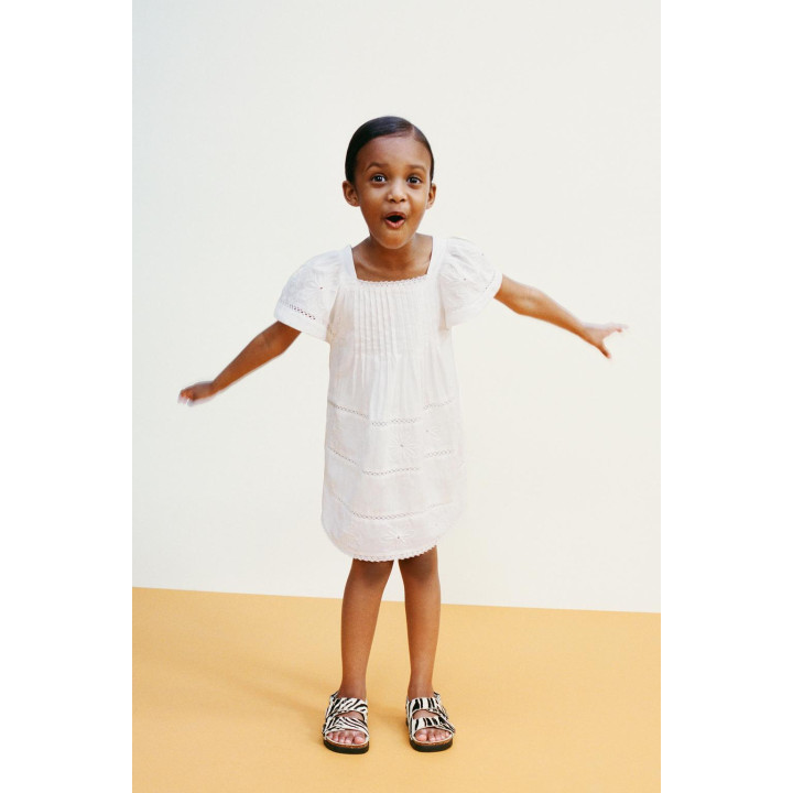 Сандалии из кожи с животным принтом