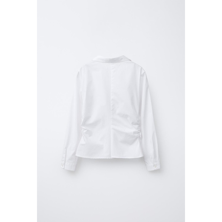 РУБАШКА СО СБОРКАМИ ПО БОКАМ