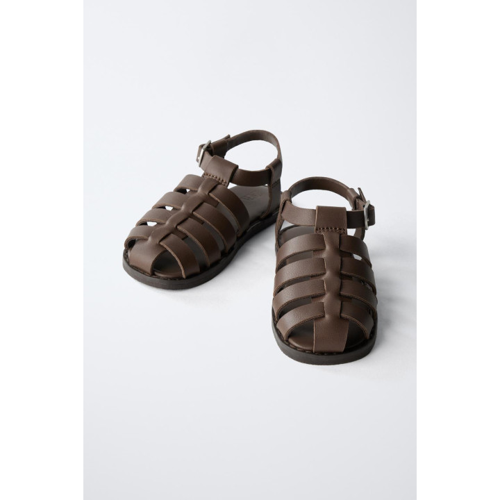КОЖАНЫЕ САНДАЛИИ С ПРЯЖКОЙ