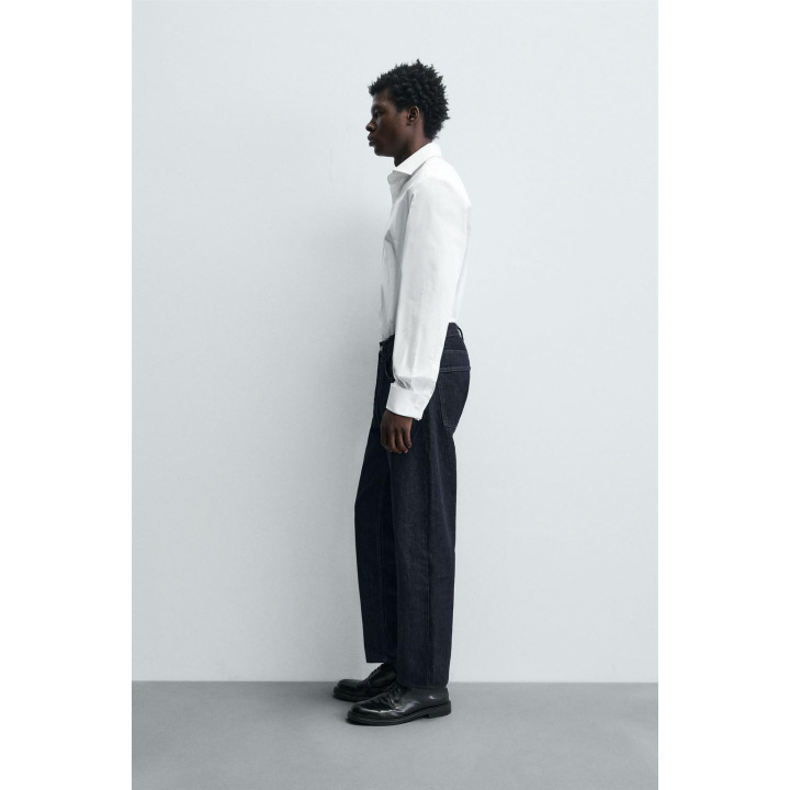 РУБАШКА ИЗ РЕЛЬЕФНОЙ ТКАНИ С МАНЖЕТАМИ ПОД ЗАПОНКИ