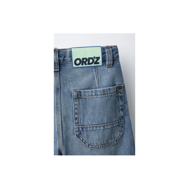 CHILDREN'S HALLOWEEN SPIDER WEB LAMP