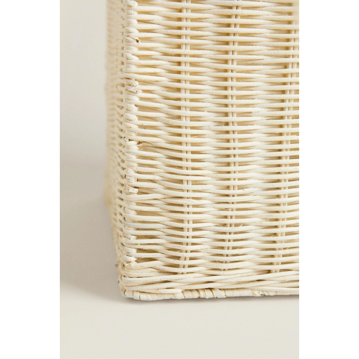 SQUARE RATTAN BASKET